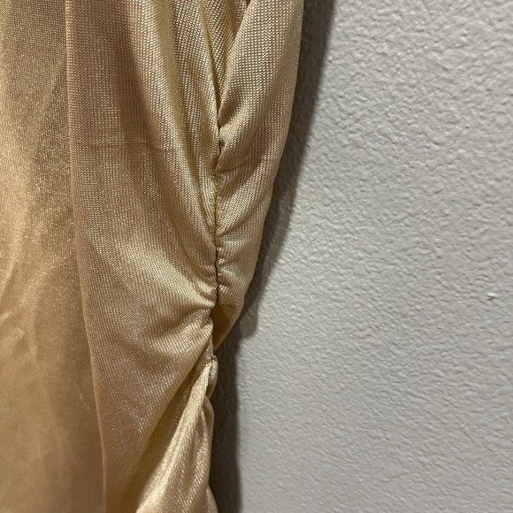 M by Rebecca Minkoff Womne's XL Mock Neck Gold Metallic Sleeveless Blouse Ruched - Picture 4 of 12